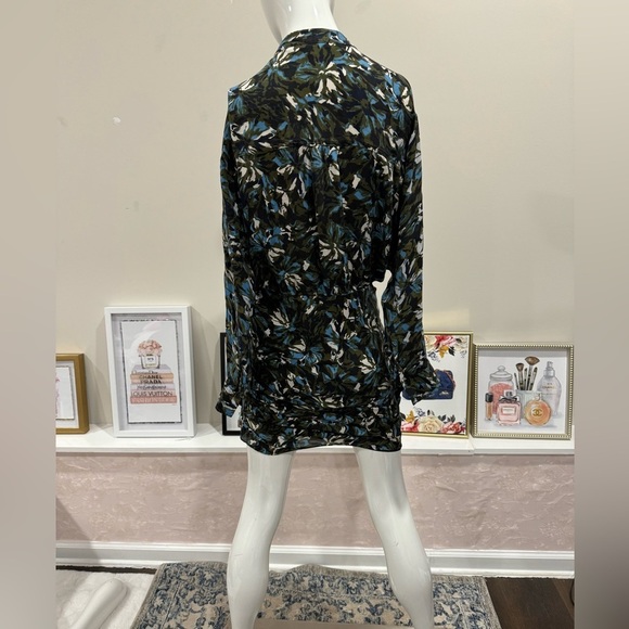 Veronica Beard Georgina Button
Front Silk Dress Green Knee Length
8 Pattern Sz 6 - Picture 4 of 11